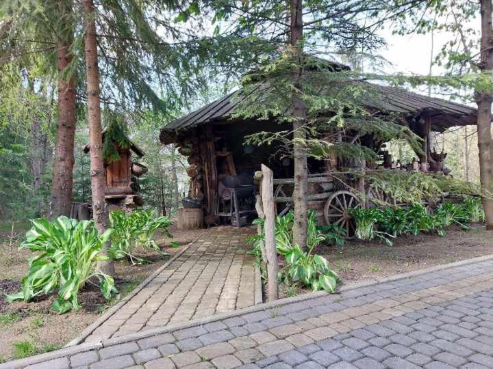 Dom Goscinny Efka كوشتيليسكا المظهر الخارجي الصورة